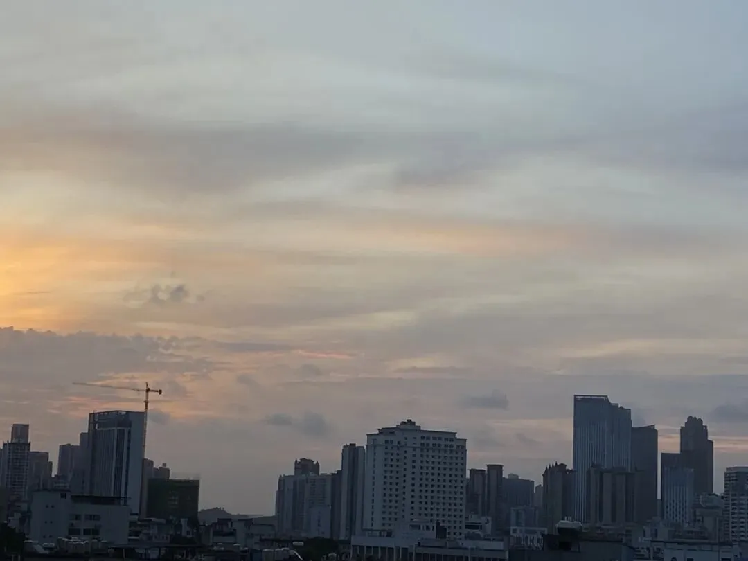 毕业多年仍为高考破防:我们感动的从不是试卷,是再也回不去的自己-第1张图片-四季读书网