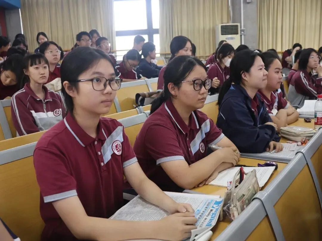 凝心聚力备中考,笃行致远创佳绩——附属实验学校初三二模表彰及备考会顺利召开-第22张图片-四季读书网