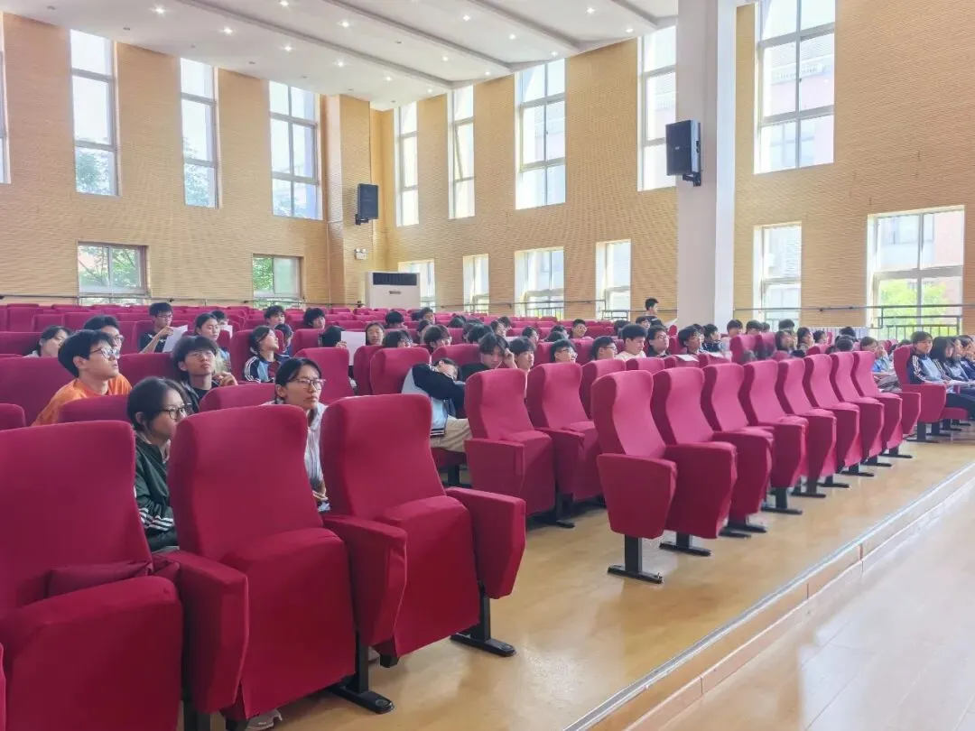 逐光冲刺,不负韶华|徐州龙门中考复读二模表彰大会圆满结束!-第3张图片-四季读书网
