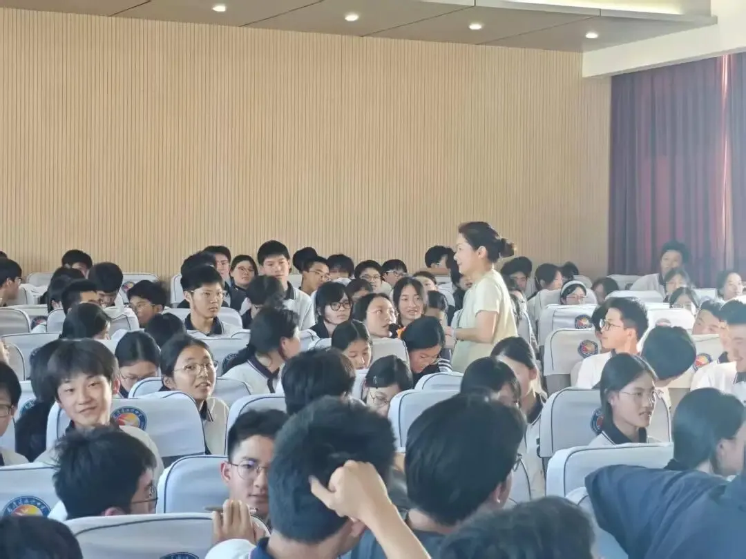 深耕真题研解法,精准导学促提升——永兴中学社会学科第7次定点共研活动-第13张图片-四季读书网
