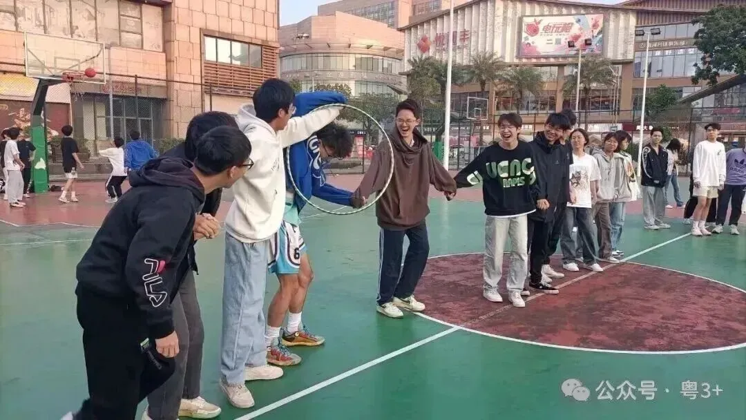 广东高考作文真题出炉!有范文,看看历年题目-第33张图片-四季读书网
