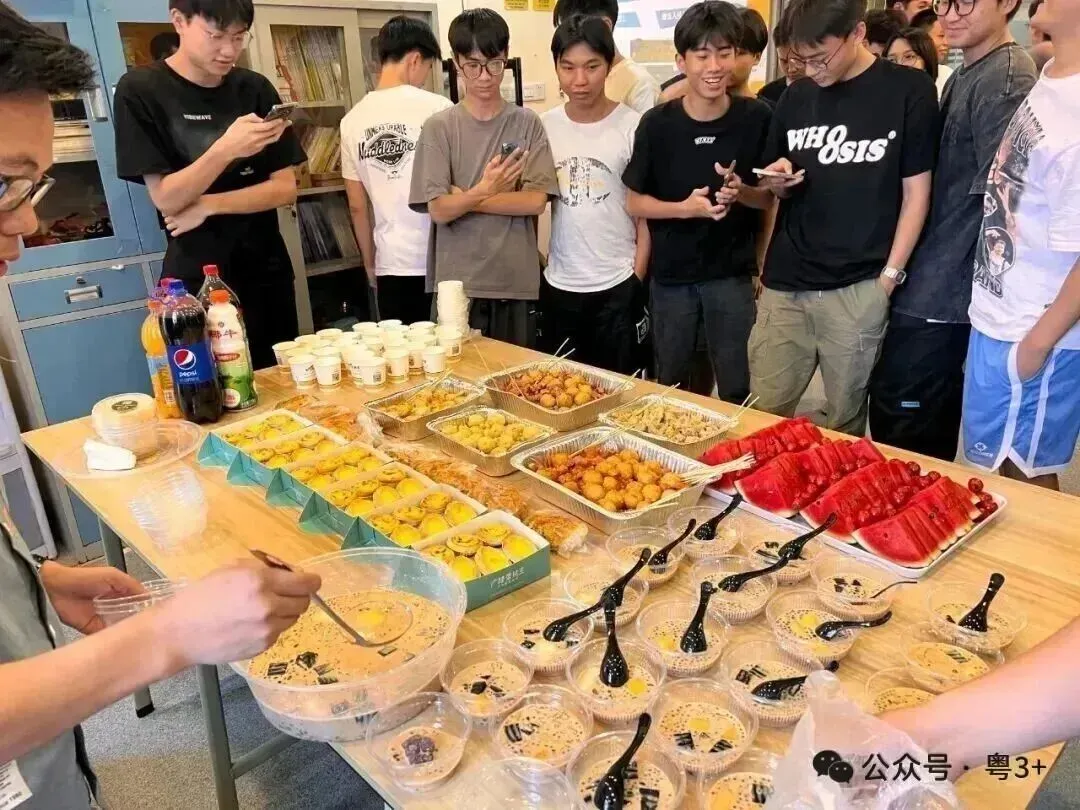 广东高考作文真题出炉!有范文,看看历年题目-第39张图片-四季读书网