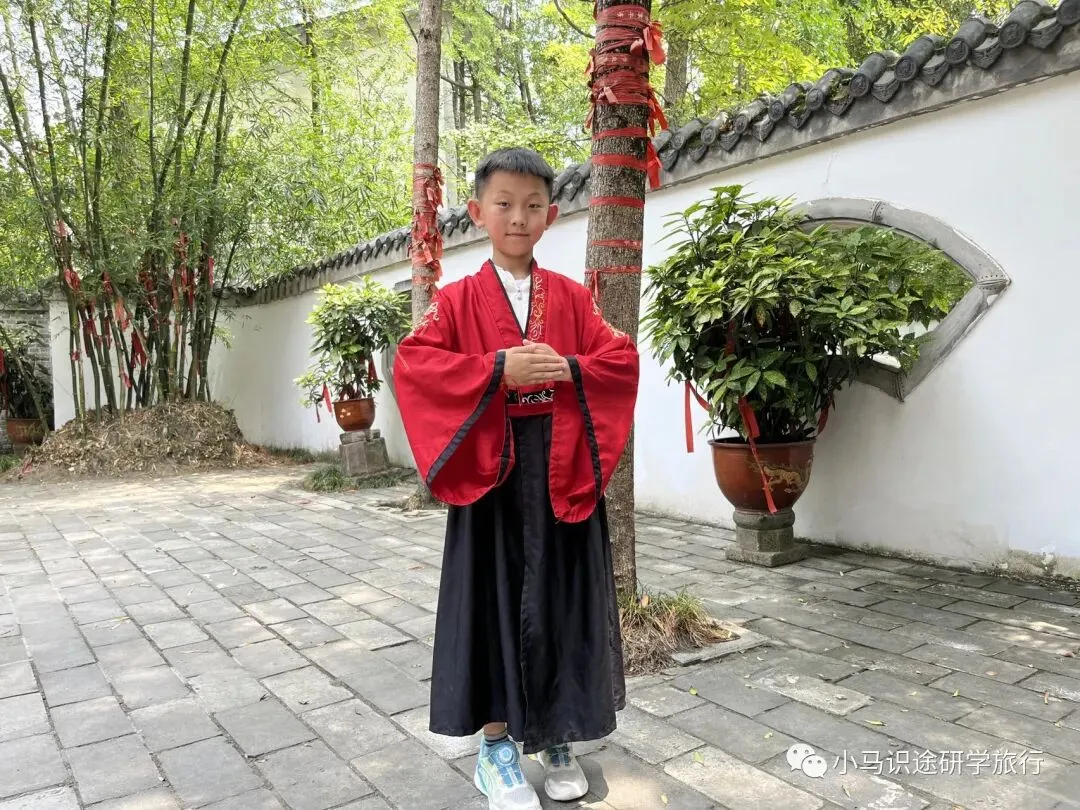 【中考假长途研学】印象成都|三星堆+考古基地+大熊猫保护中心+都江堰+都江堰古城夜景+汶川+杜甫草堂+武侯祠+川菜博物馆+川剧变脸-第47张图片-四季读书网 【中考假长途研学】印象成都|三星堆+考古基地+大熊猫保护中心+都江堰+都江堰古城夜景+汶川+杜甫草堂+武侯祠+川菜博物馆+川剧变脸-第47张图片-四季读书网