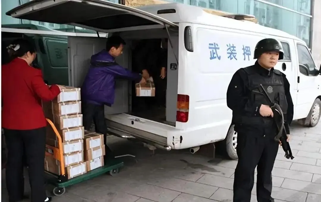 高考试卷:从命题到送达,一场国家级保密行动的背后-第4张图片-四季读书网 高考试卷:从命题到送达,一场国家级保密行动的背后-第4张图片-四季读书网