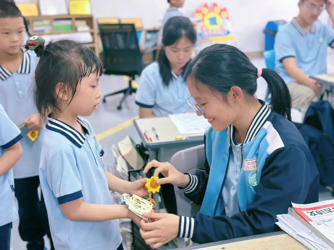 稚心寄祝福 花开助中考——小竹笋中队暖心送祝福活动-第53张图片-四季读书网 稚心寄祝福 花开助中考——小竹笋中队暖心送祝福活动-第53张图片-四季读书网
