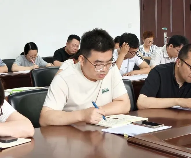 精准复盘明方向 凝心聚力备中考——练市一中召开九年级二模质量会-第15张图片-四季读书网