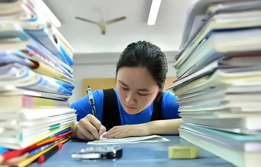 中考决定高考?20年前的高考,和现在比哪个更难?-第4张图片-四季读书网 中考决定高考?20年前的高考,和现在比哪个更难?-第4张图片-四季读书网