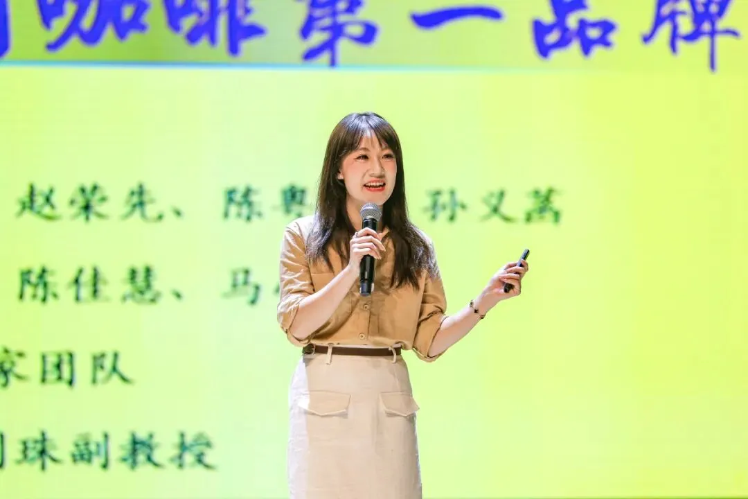 真题驱动实战,校企共育英才!昆明城市学院商学院第四届“我为家乡代言”活动暨校企协同育人签约仪式圆满举行-第6张图片-四季读书网 真题驱动实战,校企共育英才!昆明城市学院商学院第四届“我为家乡代言”活动暨校企协同育人签约仪式圆满举行-第6张图片-四季读书网