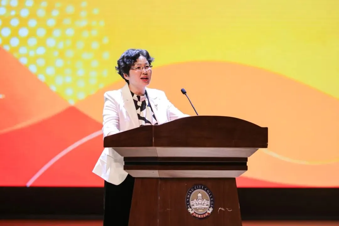 真题驱动实战,校企共育英才!昆明城市学院商学院第四届“我为家乡代言”活动暨校企协同育人签约仪式圆满举行-第18张图片-四季读书网 真题驱动实战,校企共育英才!昆明城市学院商学院第四届“我为家乡代言”活动暨校企协同育人签约仪式圆满举行-第18张图片-四季读书网