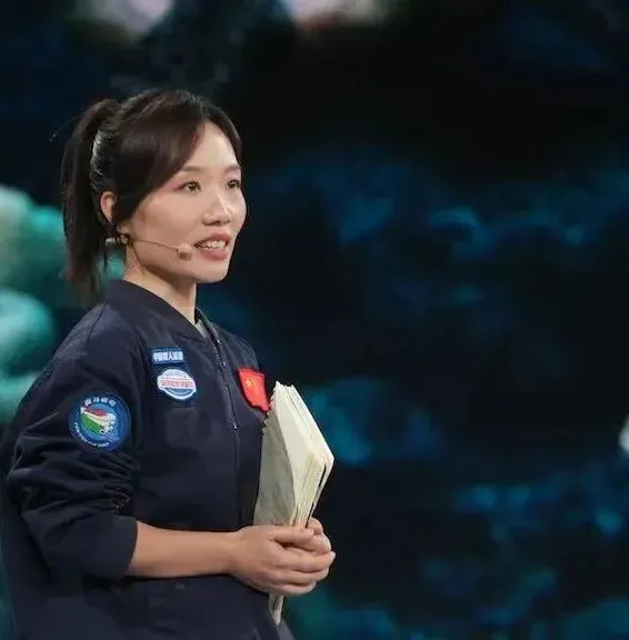 安徽姑娘杜梦然,登上今年高考语文试卷!-第1张图片-四季读书网