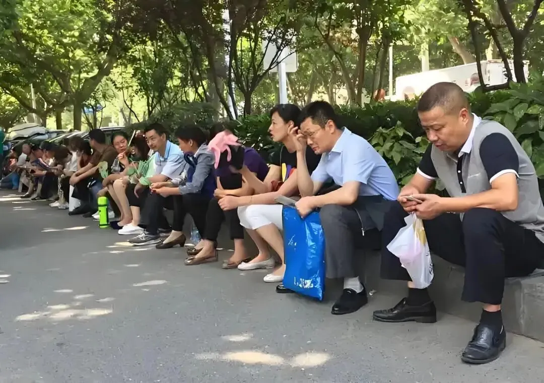 别让一张试卷,定义漫漫人生——中年备考者致所有考生的走心寄语-第3张图片-四季读书网 别让一张试卷,定义漫漫人生——中年备考者致所有考生的走心寄语-第3张图片-四季读书网