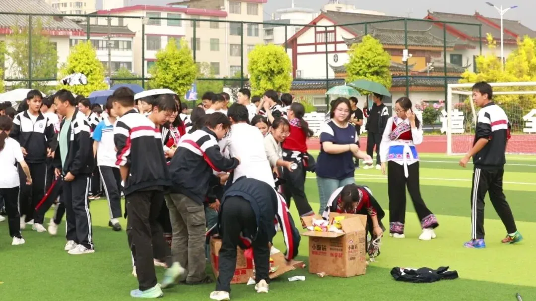 共化同心圆,从容迎中考——牟定县茅阳初级中学开展九年级考前减压系列活动-第8张图片-四季读书网 共化同心圆,从容迎中考——牟定县茅阳初级中学开展九年级考前减压系列活动-第8张图片-四季读书网