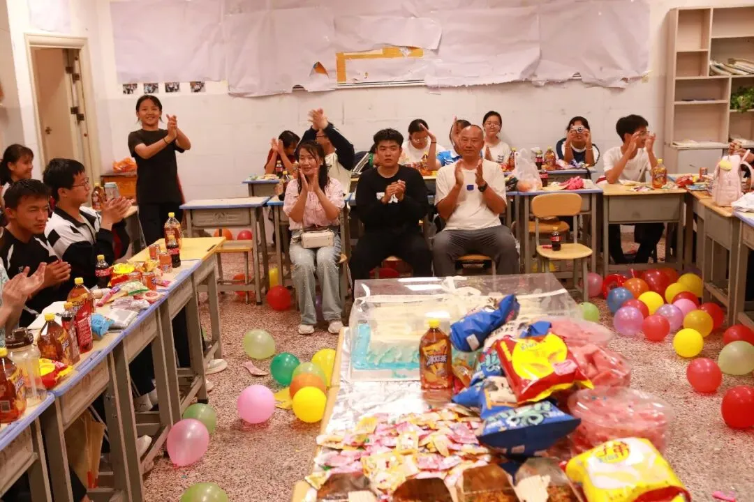 共化同心圆,从容迎中考——牟定县茅阳初级中学开展九年级考前减压系列活动-第11张图片-四季读书网 共化同心圆,从容迎中考——牟定县茅阳初级中学开展九年级考前减压系列活动-第11张图片-四季读书网