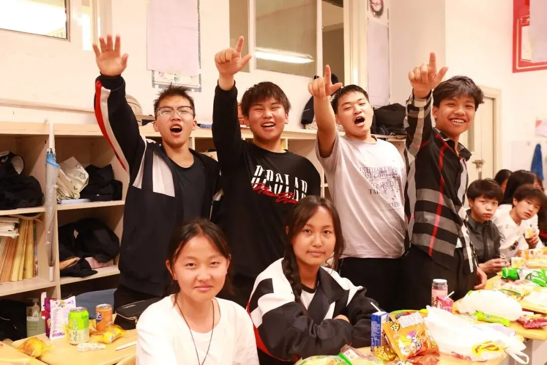 共化同心圆,从容迎中考——牟定县茅阳初级中学开展九年级考前减压系列活动-第13张图片-四季读书网 共化同心圆,从容迎中考——牟定县茅阳初级中学开展九年级考前减压系列活动-第13张图片-四季读书网