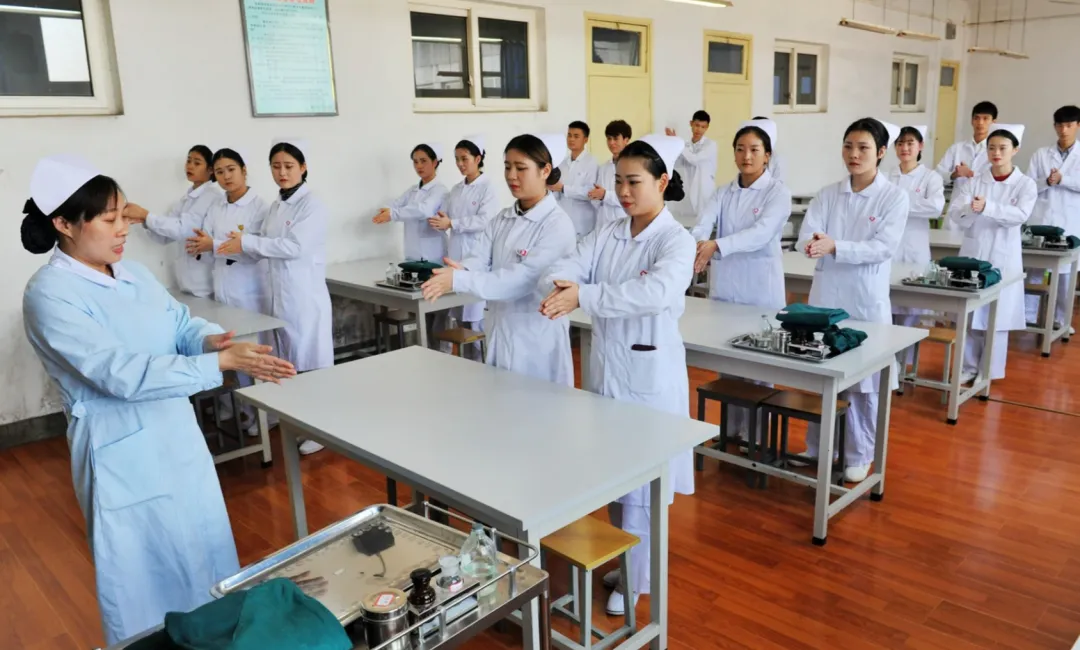 中考丨阜阳卫生学校多少分可以上?-第5张图片-四季读书网 中考丨阜阳卫生学校多少分可以上?-第5张图片-四季读书网