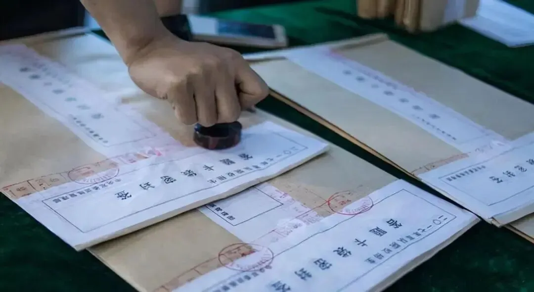 高考前两天试卷被偷了?!600万人的命运就此改写….-第2张图片-四季读书网 高考前两天试卷被偷了?!600万人的命运就此改写….-第2张图片-四季读书网