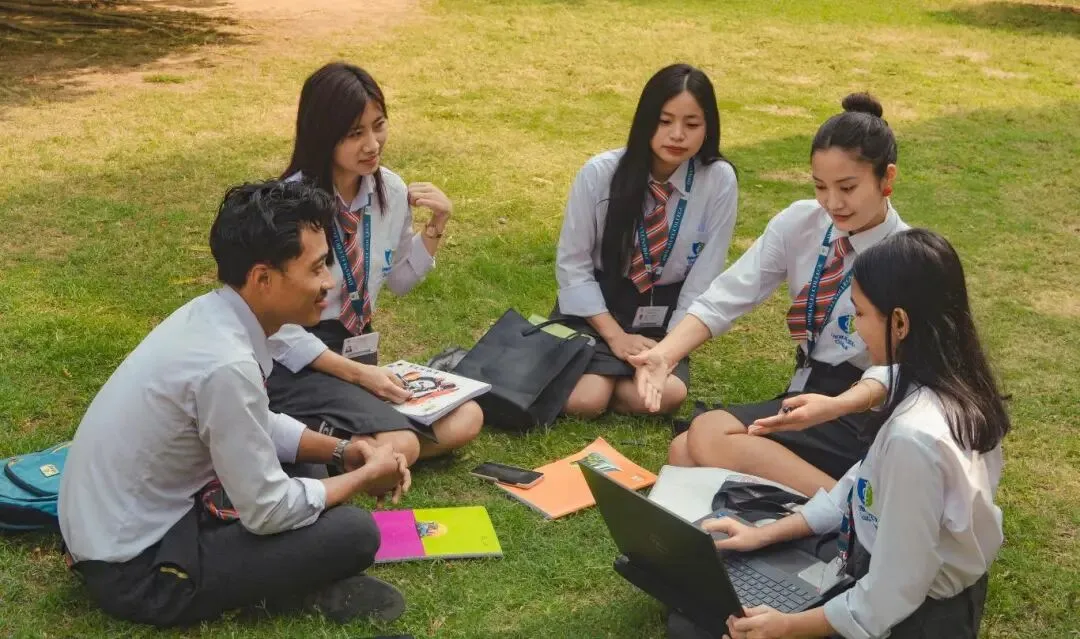 【学员访谈】中考后,他实现了顶尖院校大满贯,奖学金合计41万!——李同学的名校闯关记-第7张图片-四季读书网 【学员访谈】中考后,他实现了顶尖院校大满贯,奖学金合计41万!——李同学的名校闯关记-第7张图片-四季读书网