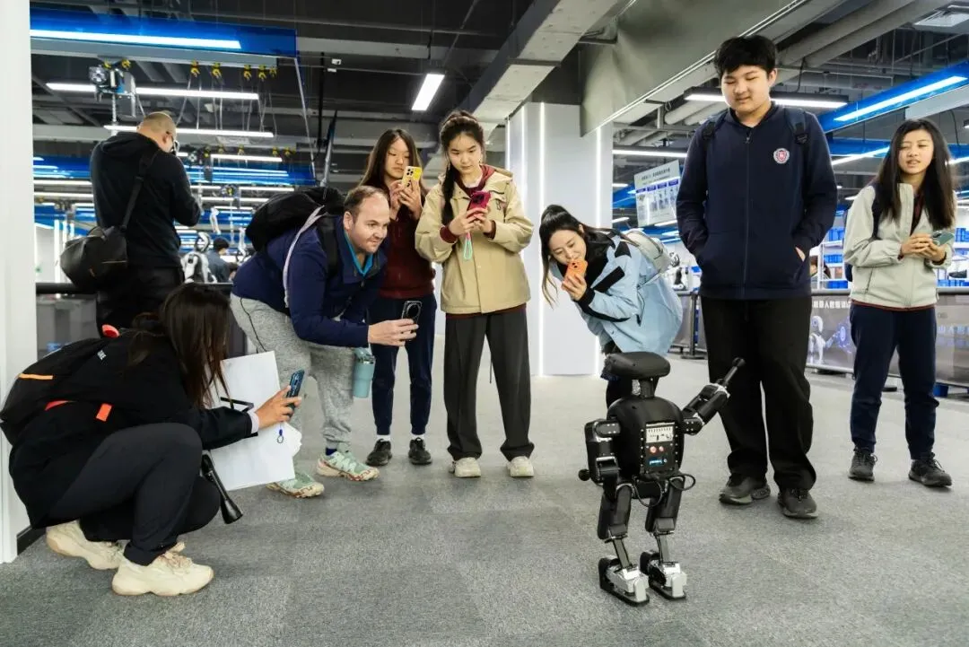 抓住中考择校黄金期 | 三大升学路径,多一条选择多一份保证-第8张图片-四季读书网 抓住中考择校黄金期 | 三大升学路径,多一条选择多一份保证-第8张图片-四季读书网