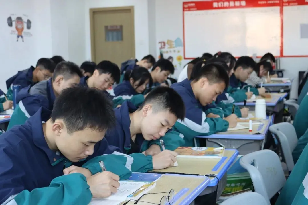 2026 南昌中考新政大变!初中如何提前布局,选优启提前规划才不吃亏!-第6张图片-四季读书网 2026 南昌中考新政大变!初中如何提前布局,选优启提前规划才不吃亏!-第6张图片-四季读书网