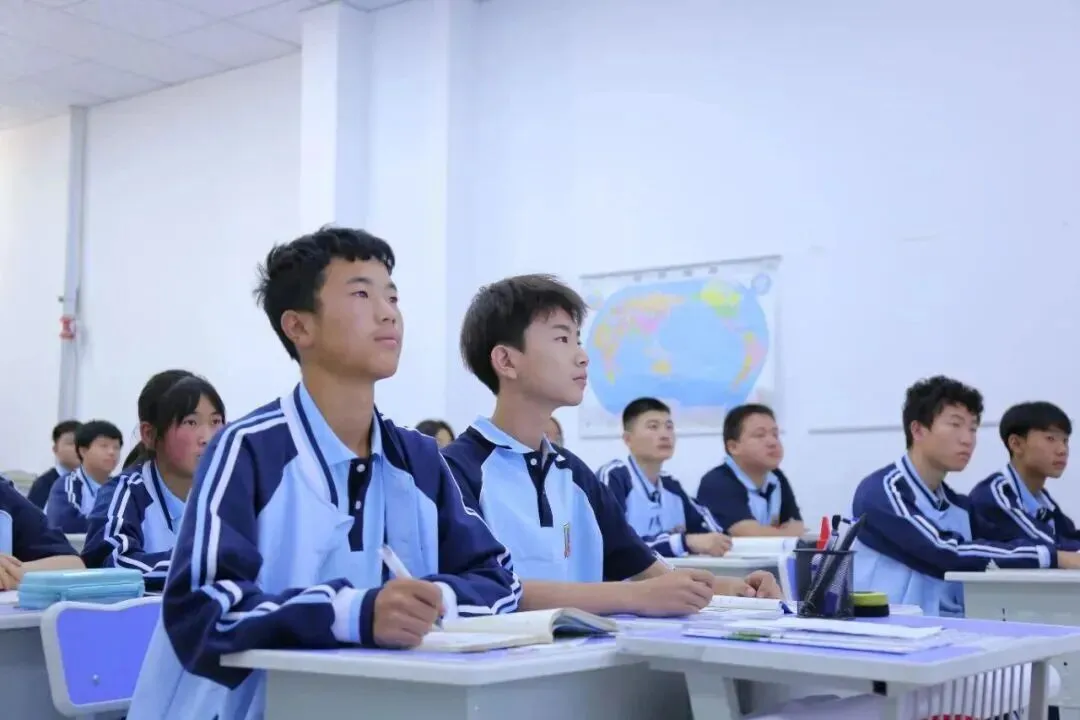 即将中考?别焦虑!选择江西新东方掌握实用技能-第6张图片-四季读书网 即将中考?别焦虑!选择江西新东方掌握实用技能-第6张图片-四季读书网
