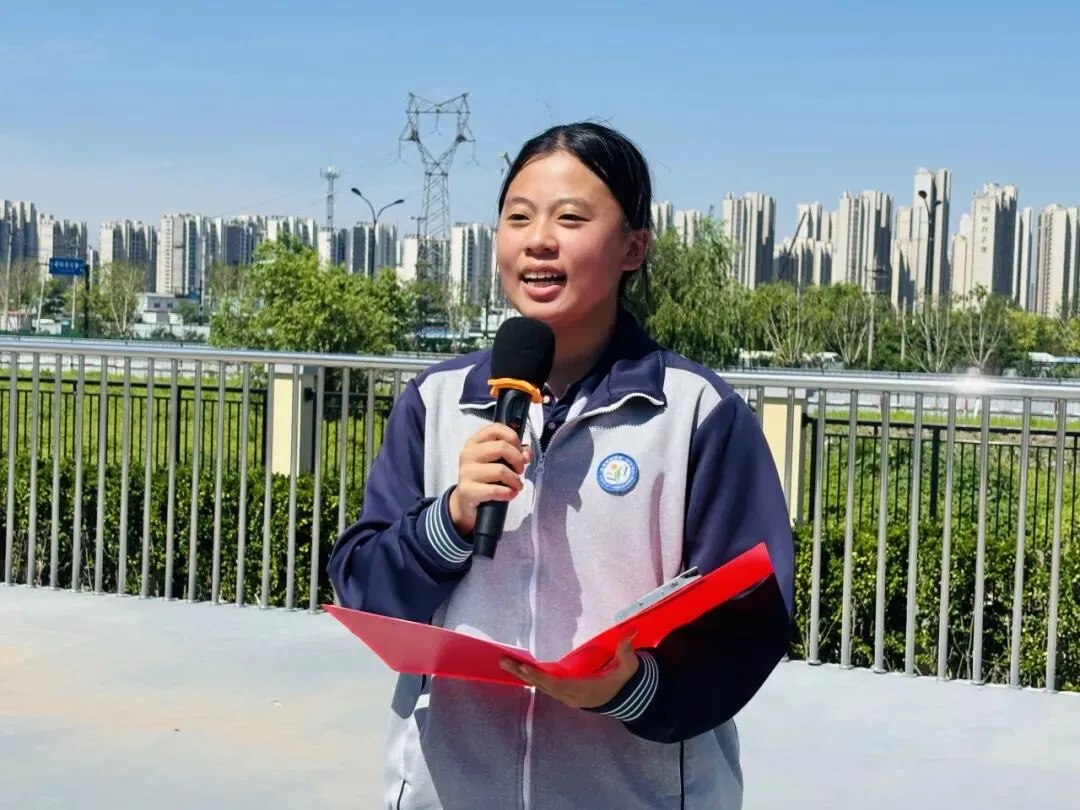 逐梦中考 不负韶华|万象新天学校中学部升旗仪式-第11张图片-四季读书网 逐梦中考 不负韶华|万象新天学校中学部升旗仪式-第11张图片-四季读书网