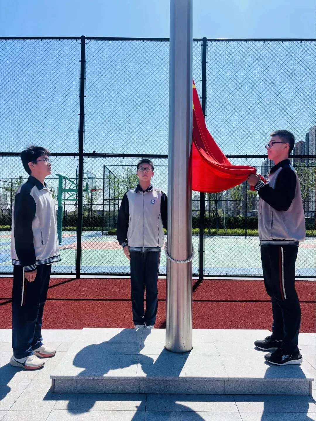 逐梦中考 不负韶华|万象新天学校中学部升旗仪式-第14张图片-四季读书网 逐梦中考 不负韶华|万象新天学校中学部升旗仪式-第14张图片-四季读书网