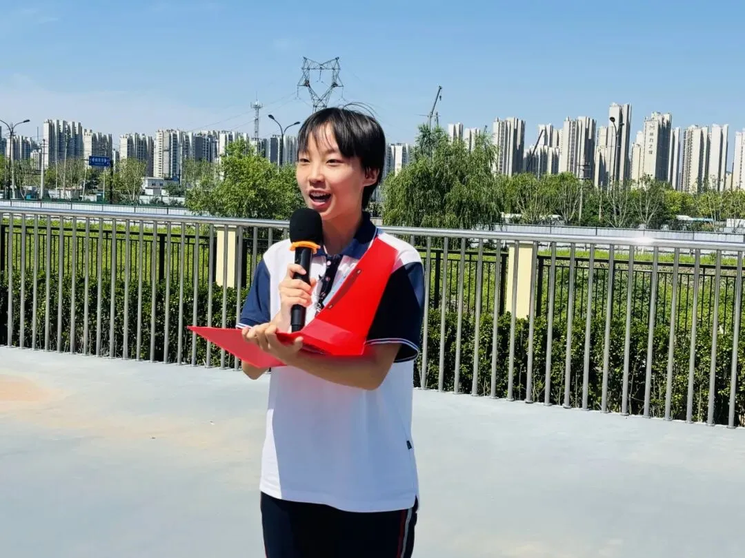 逐梦中考 不负韶华|万象新天学校中学部升旗仪式-第22张图片-四季读书网 逐梦中考 不负韶华|万象新天学校中学部升旗仪式-第22张图片-四季读书网
