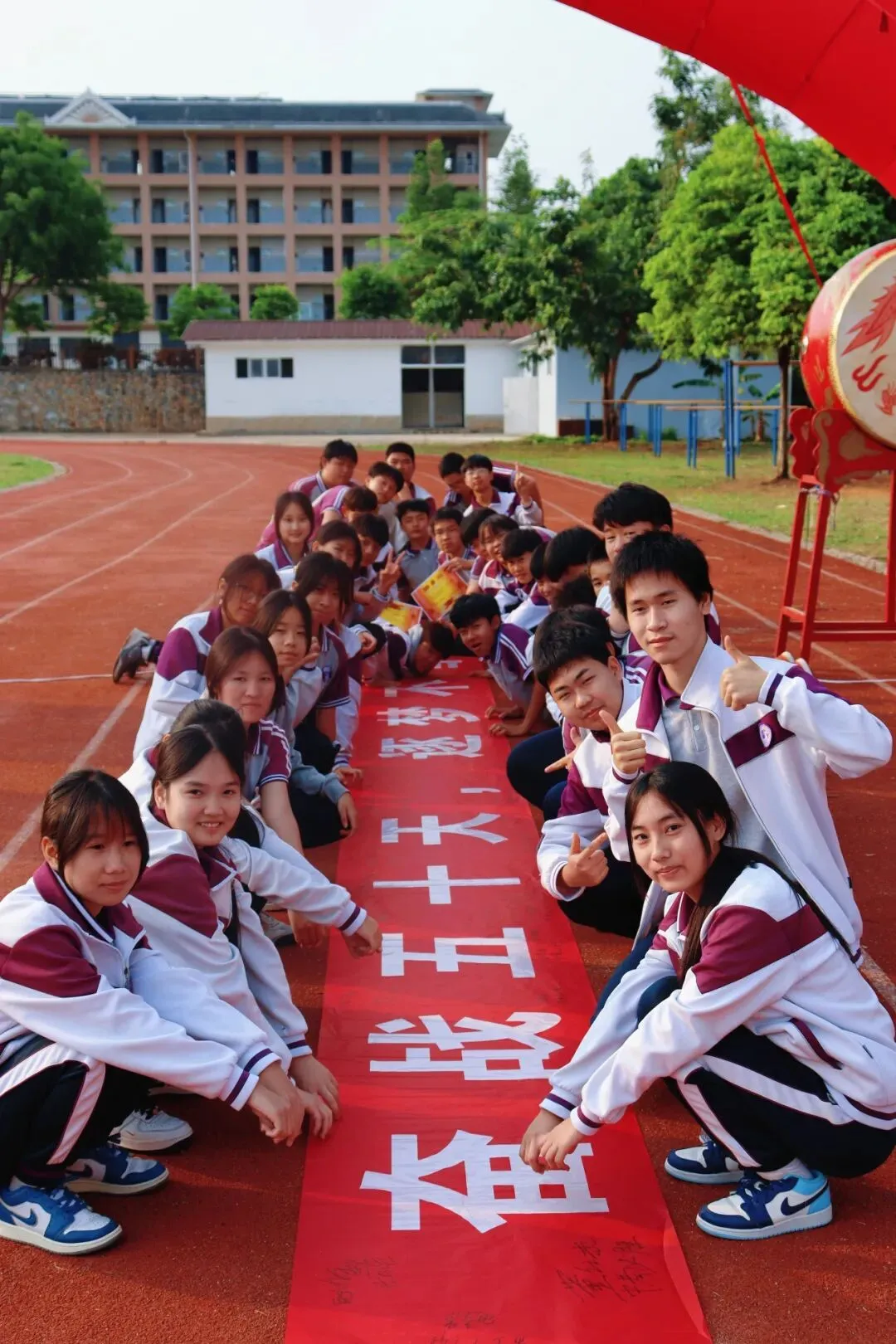 盛夏风起,少年逐光 | 致全体九年级中考学子-第4张图片-四季读书网 盛夏风起,少年逐光 | 致全体九年级中考学子-第4张图片-四季读书网