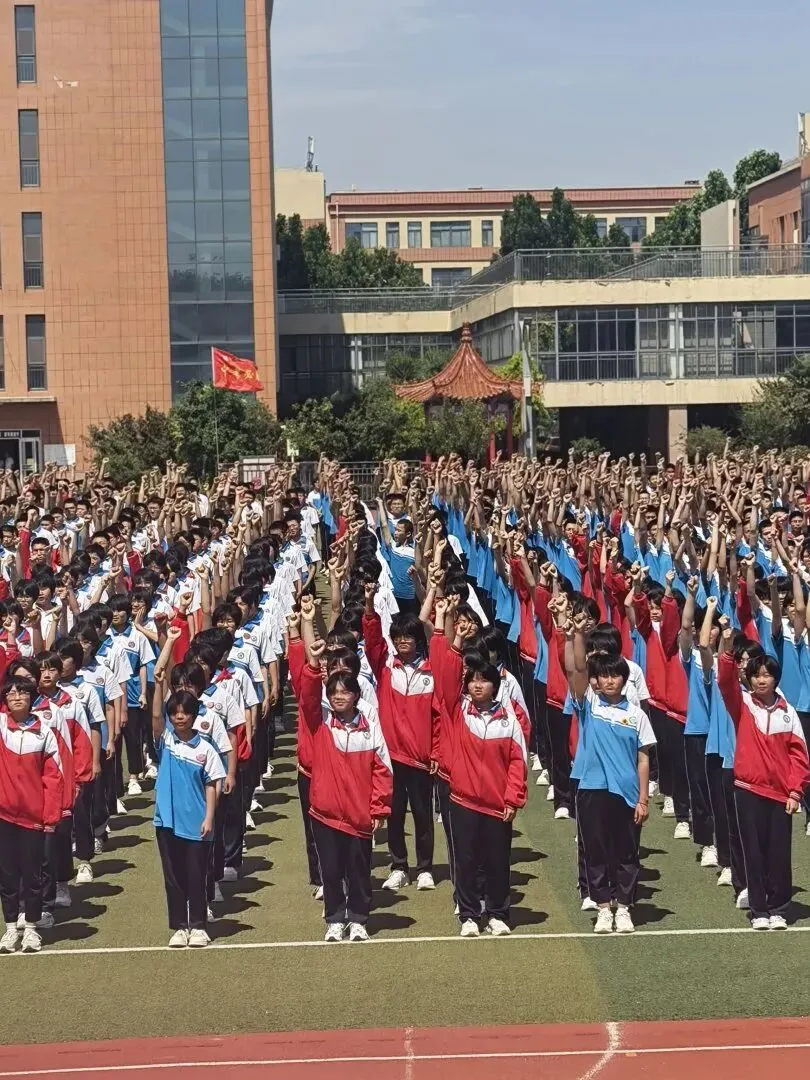 翰林情深似海 中考志在巅峰——记莘县翰林学校毕业季主题升旗仪式活动-第20张图片-四季读书网