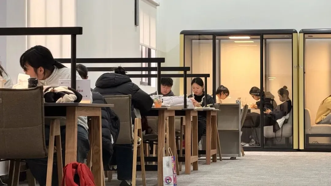 升本模考战场!模拟实战让学子上岸更有底气-第6张图片-四季读书网 升本模考战场!模拟实战让学子上岸更有底气-第6张图片-四季读书网