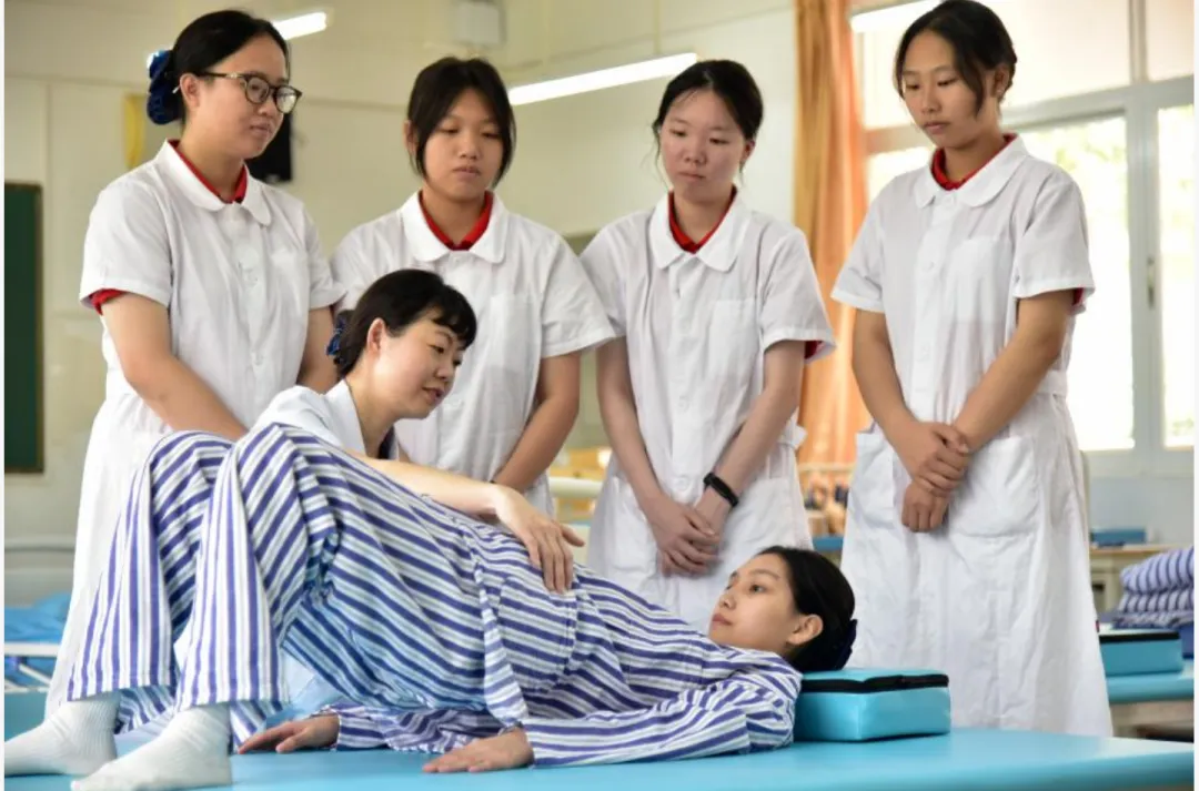 2026中考最新招生简章丨广州市增城区卫生职业技术学校-第10张图片-四季读书网 2026中考最新招生简章丨广州市增城区卫生职业技术学校-第10张图片-四季读书网