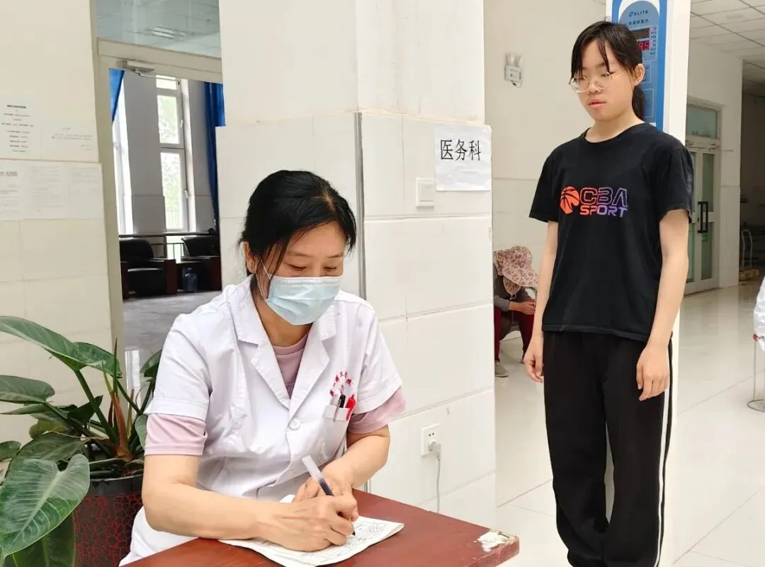三团医院:周末暖心体检为中考学子健康保驾护航-第5张图片-四季读书网 三团医院:周末暖心体检为中考学子健康保驾护航-第5张图片-四季读书网