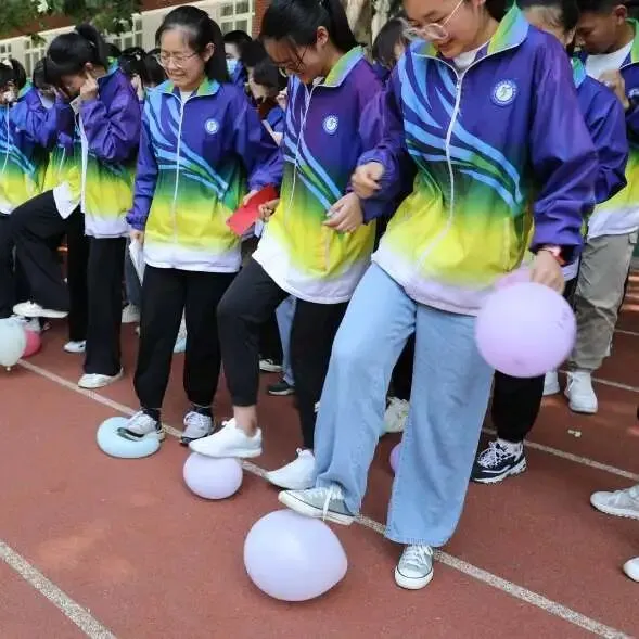 【遇见·成长】减压赋能,中考你行——东升二中开展中考减压系列活动-第6张图片-四季读书网 【遇见·成长】减压赋能,中考你行——东升二中开展中考减压系列活动-第6张图片-四季读书网