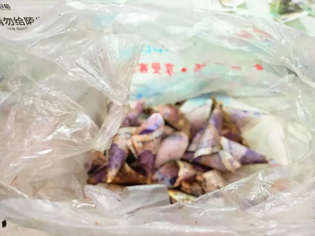 从“中考花”到“高考季”,发霉的440元在左云农商银行重焕温度-第2张图片-四季读书网 从“中考花”到“高考季”,发霉的440元在左云农商银行重焕温度-第2张图片-四季读书网