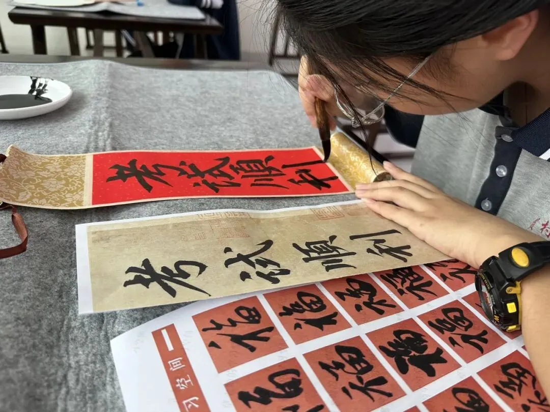 福到中考 笔下有光 || 贺村中学体艺节美术专场-第19张图片-四季读书网 福到中考 笔下有光 || 贺村中学体艺节美术专场-第19张图片-四季读书网
