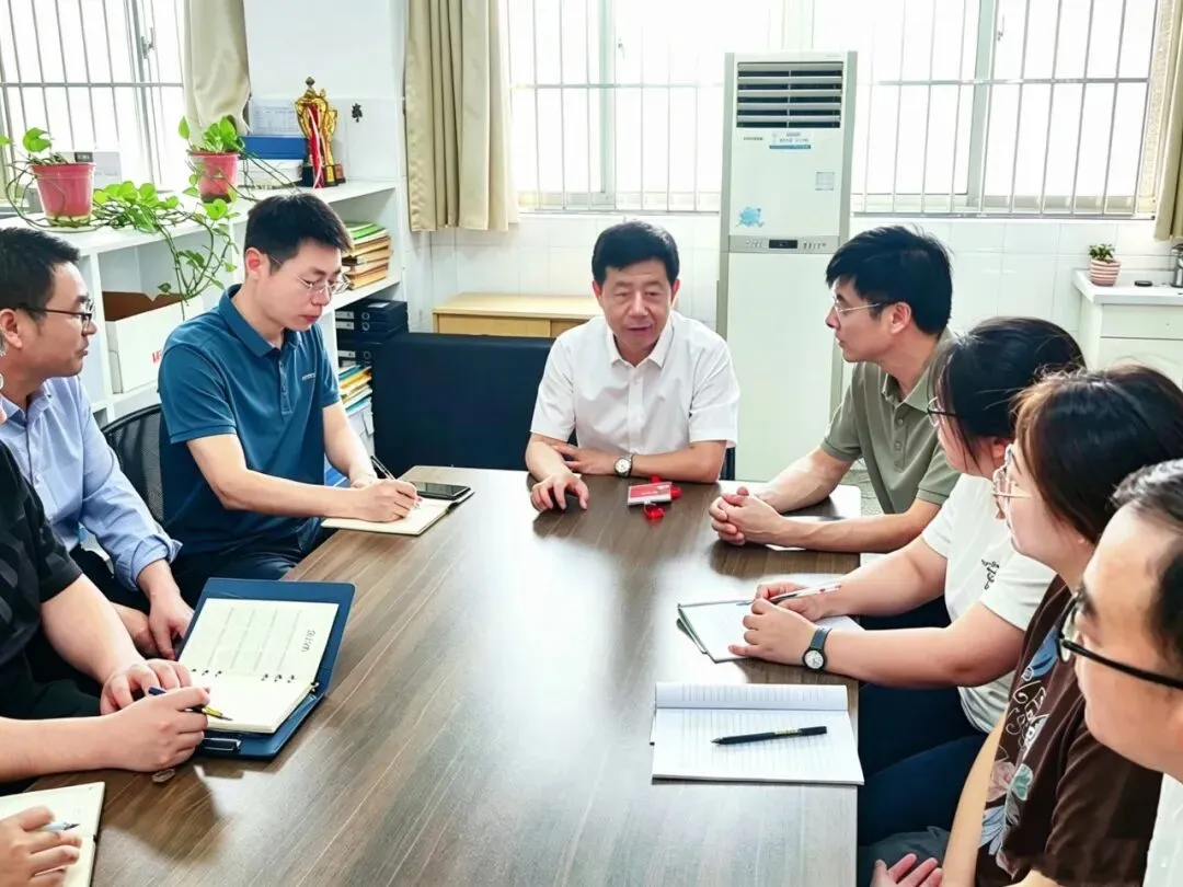 【千岛湖路壹号】深耕备考细节,聚力决胜中考——卓成金莅校调研指导毕业班考前准备工作-第8张图片-四季读书网