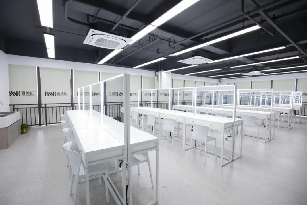 中考倒计时:现在看学校太早?提前择校,才是给孩子多铺一条路-第10张图片-四季读书网 中考倒计时:现在看学校太早?提前择校,才是给孩子多铺一条路-第10张图片-四季读书网