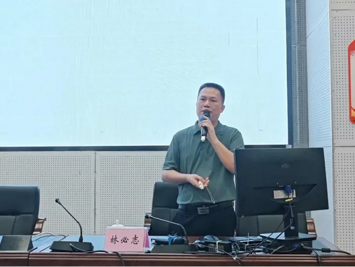 精研中考明方向,聚力冲刺促提质——2026年博罗县数学中考备考分析会暨名师送教送培活动在博罗中学佳兆业学校举行-第23张图片-四季读书网