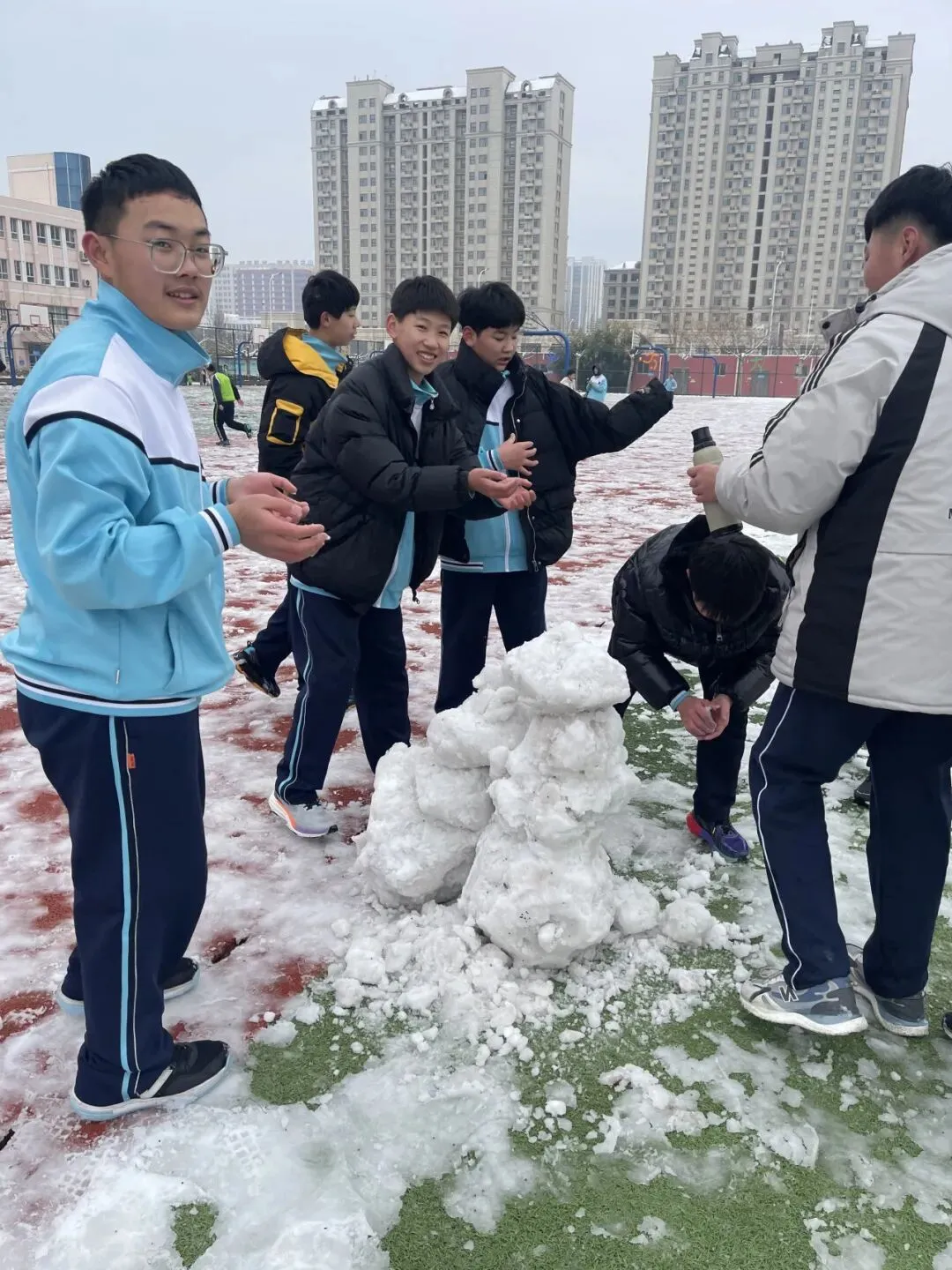 中考倒计时4天|蓄力收官时,逐梦绽锋芒——2023级4班风采展示-第21张图片-四季读书网 中考倒计时4天|蓄力收官时,逐梦绽锋芒——2023级4班风采展示-第21张图片-四季读书网