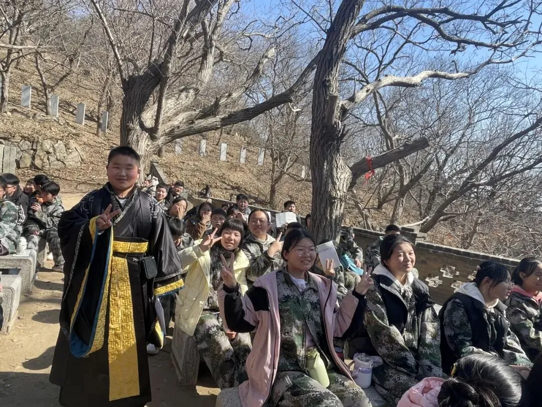 中考倒计时4天|蓄力收官时,逐梦绽锋芒——2023级4班风采展示-第49张图片-四季读书网 中考倒计时4天|蓄力收官时,逐梦绽锋芒——2023级4班风采展示-第49张图片-四季读书网