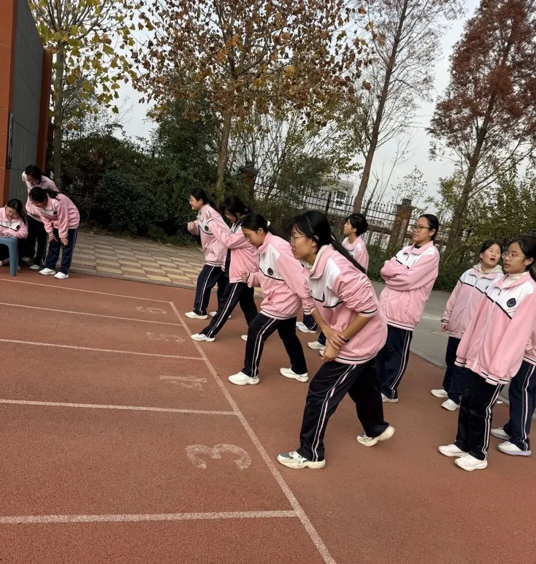 中考倒计时4天|蓄力收官时,逐梦绽锋芒——2023级4班风采展示-第68张图片-四季读书网 中考倒计时4天|蓄力收官时,逐梦绽锋芒——2023级4班风采展示-第68张图片-四季读书网