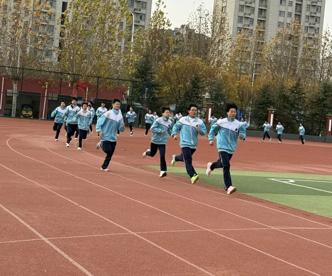 中考倒计时4天|蓄力收官时,逐梦绽锋芒——2023级4班风采展示-第69张图片-四季读书网 中考倒计时4天|蓄力收官时,逐梦绽锋芒——2023级4班风采展示-第69张图片-四季读书网