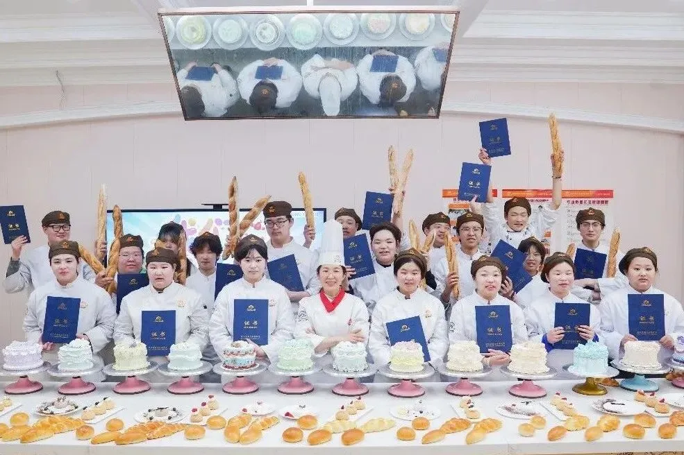 中考不只是考孩子,家长更要为孩子找准方向!-第10张图片-四季读书网
