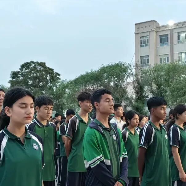 乘风破浪冲刺中考——拉依喀乡中学中考考前心理赋能团体铺导-第26张图片-四季读书网 乘风破浪冲刺中考——拉依喀乡中学中考考前心理赋能团体铺导-第26张图片-四季读书网