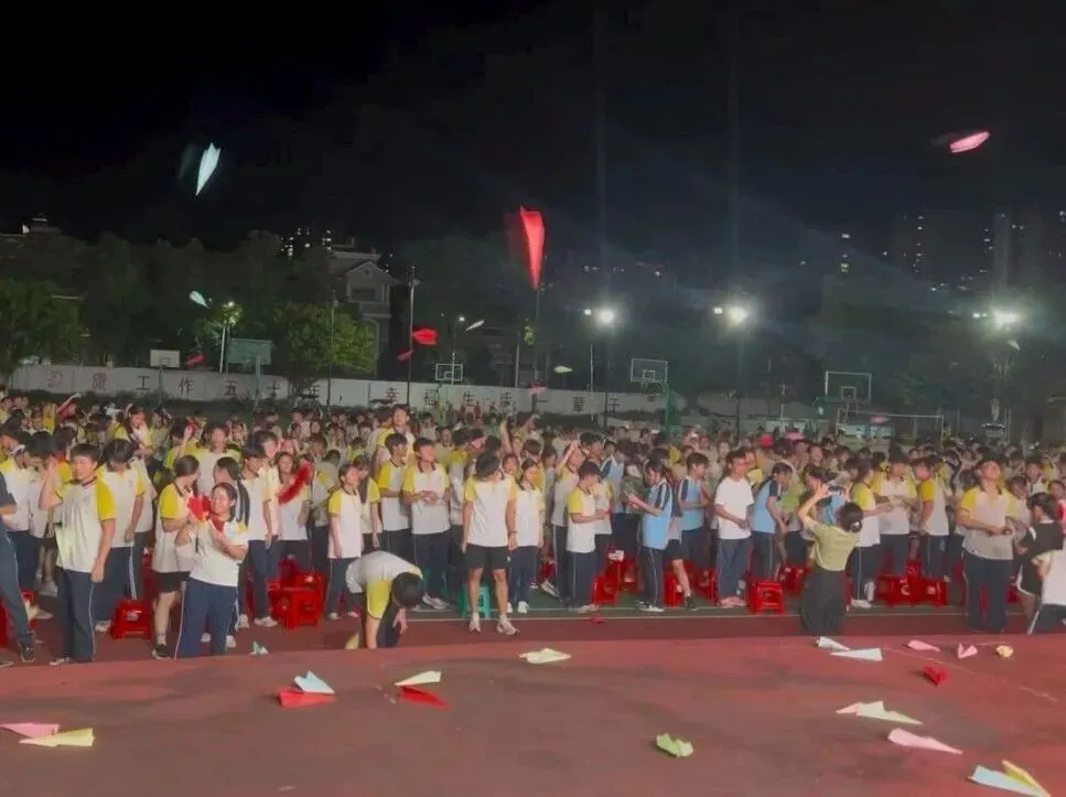 为心赋能,轻松赴考——九年级中考减压赋能心理团辅活动-第16张图片-四季读书网 为心赋能,轻松赴考——九年级中考减压赋能心理团辅活动-第16张图片-四季读书网