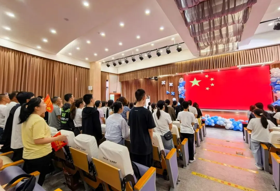 【毕业季】盛夏谢韶华,逐梦战中考-第20张图片-四季读书网 【毕业季】盛夏谢韶华,逐梦战中考-第20张图片-四季读书网