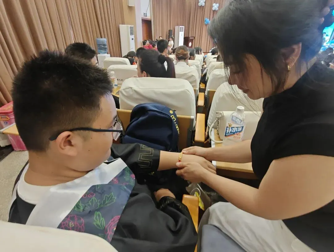 【毕业季】盛夏谢韶华,逐梦战中考-第44张图片-四季读书网 【毕业季】盛夏谢韶华,逐梦战中考-第44张图片-四季读书网