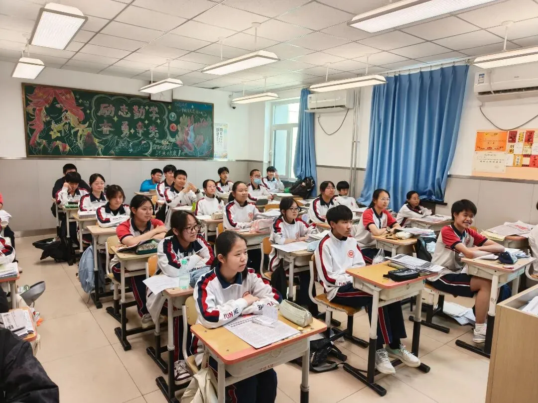 【正青春·活动】轻装上阵,决胜中考——运河中学东校区暖心心理辅导护航初三学子逐梦征程-第5张图片-四季读书网 【正青春·活动】轻装上阵,决胜中考——运河中学东校区暖心心理辅导护航初三学子逐梦征程-第5张图片-四季读书网