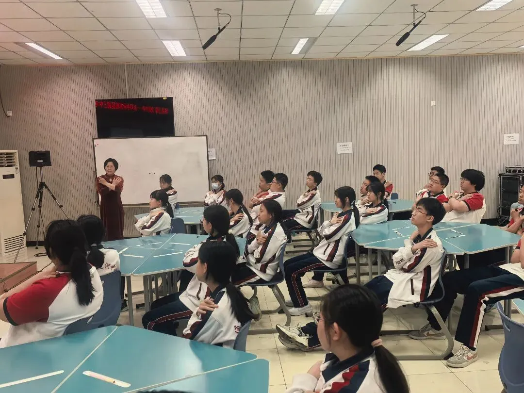 【正青春·活动】轻装上阵,决胜中考——运河中学东校区暖心心理辅导护航初三学子逐梦征程-第9张图片-四季读书网 【正青春·活动】轻装上阵,决胜中考——运河中学东校区暖心心理辅导护航初三学子逐梦征程-第9张图片-四季读书网