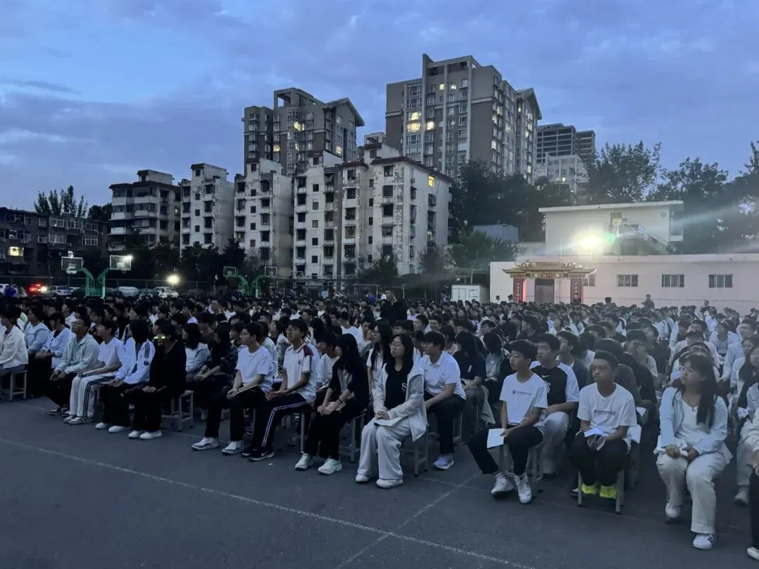 以万全准备,赴中考之约|我校开展中考考前专题讲座,助力龙门学子决胜!-第20张图片-四季读书网 以万全准备,赴中考之约|我校开展中考考前专题讲座,助力龙门学子决胜!-第20张图片-四季读书网